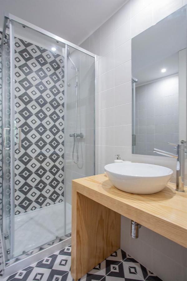 Orm - Martires & Pinheiro Apartments Porto Exterior photo